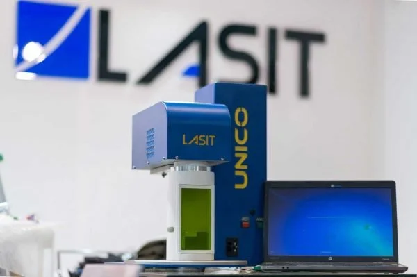Surse laser  seria FlyAir