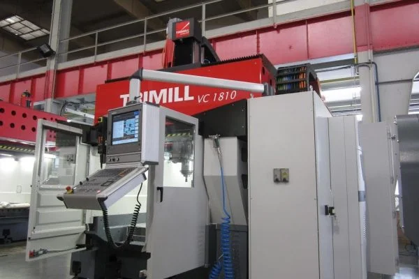 Centru de prelucrare vertical 3 axe - Trimill VC1810