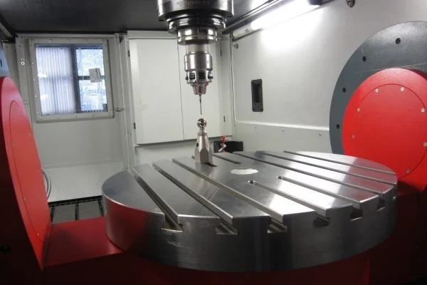Centru de prelucrare vertical 3 axe - Trimill VC1810