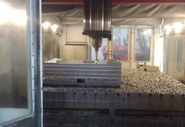 Centru de prelucrare vertical 3 axe - Trimill VC4535
