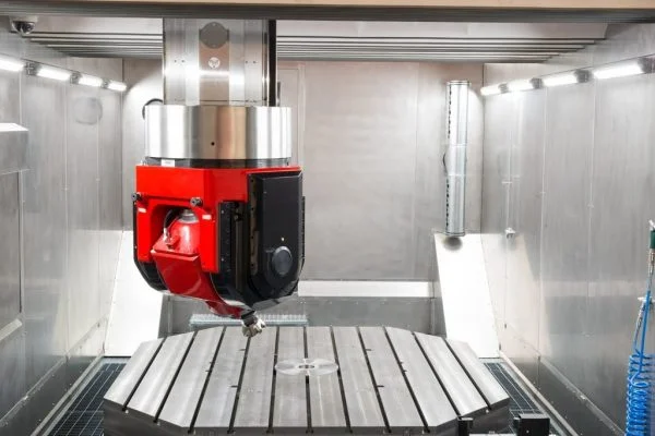 Centru de prelucrare vertical 5 axe - Trimill VU3021