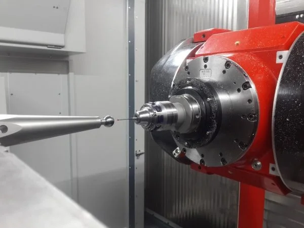 Centru de prelucrare orizontal 7 axe - Trimill HF1212